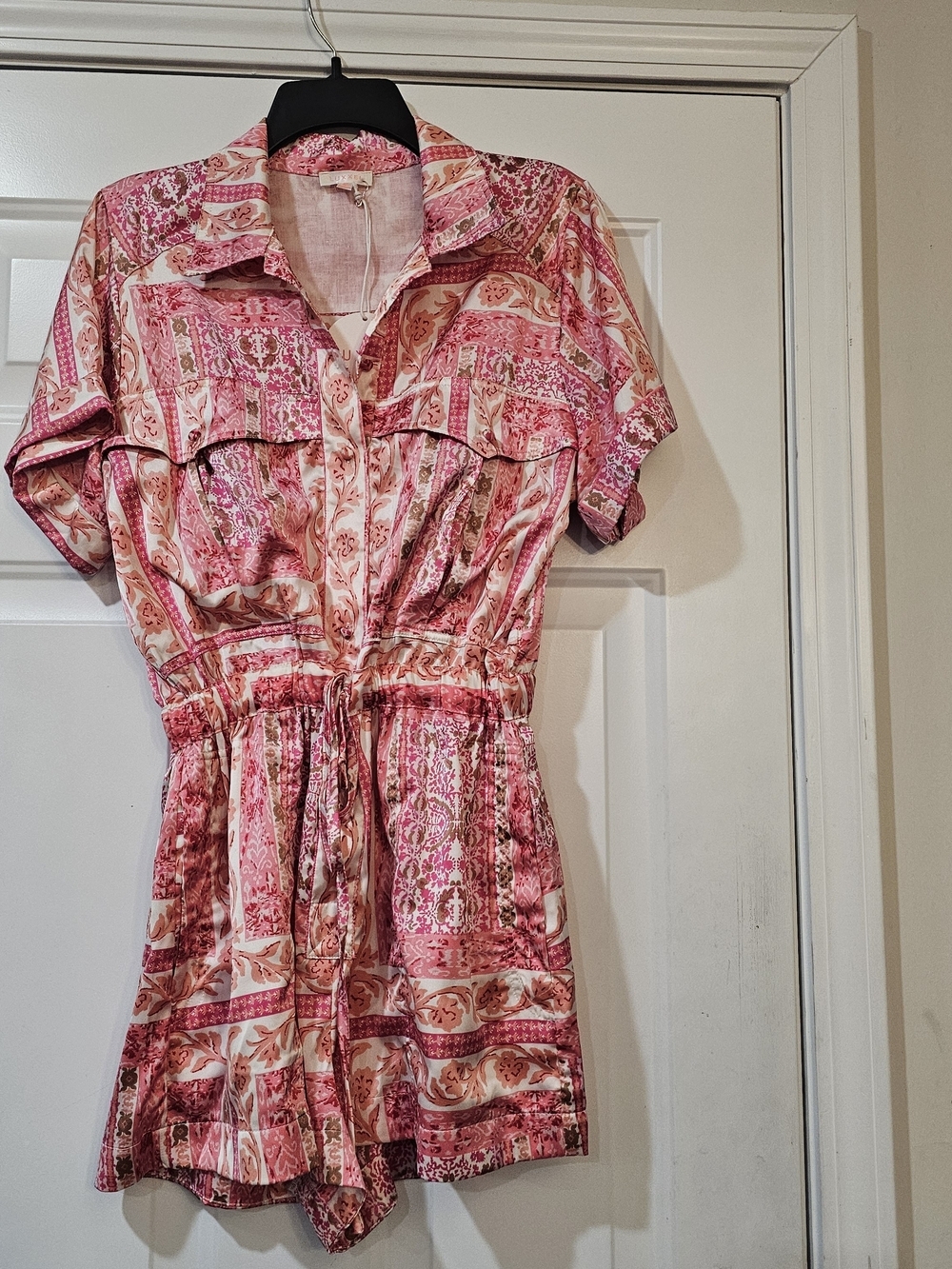 LUXXEL Women’s Pink Satin Patterned Short Sleeve Drawstring Dress Size Medium